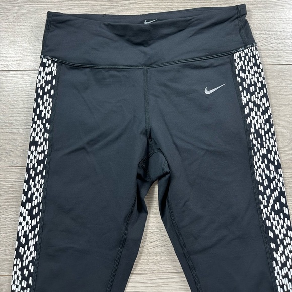 NIKE Legendary Checker Black Legging Tights - Picture 4 of 11